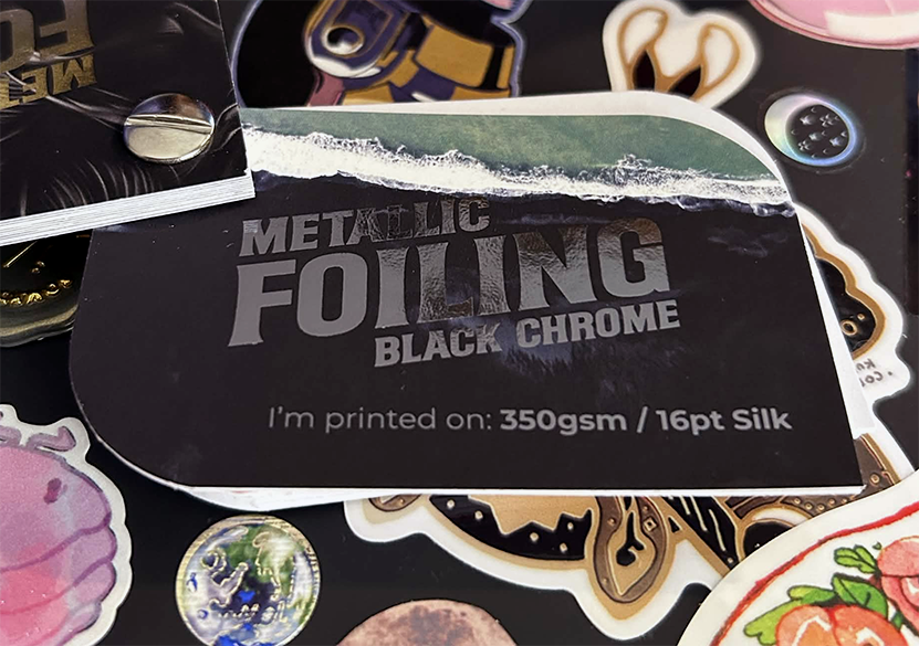 ROBOT MAID Foil Print [PRE-ORDER]